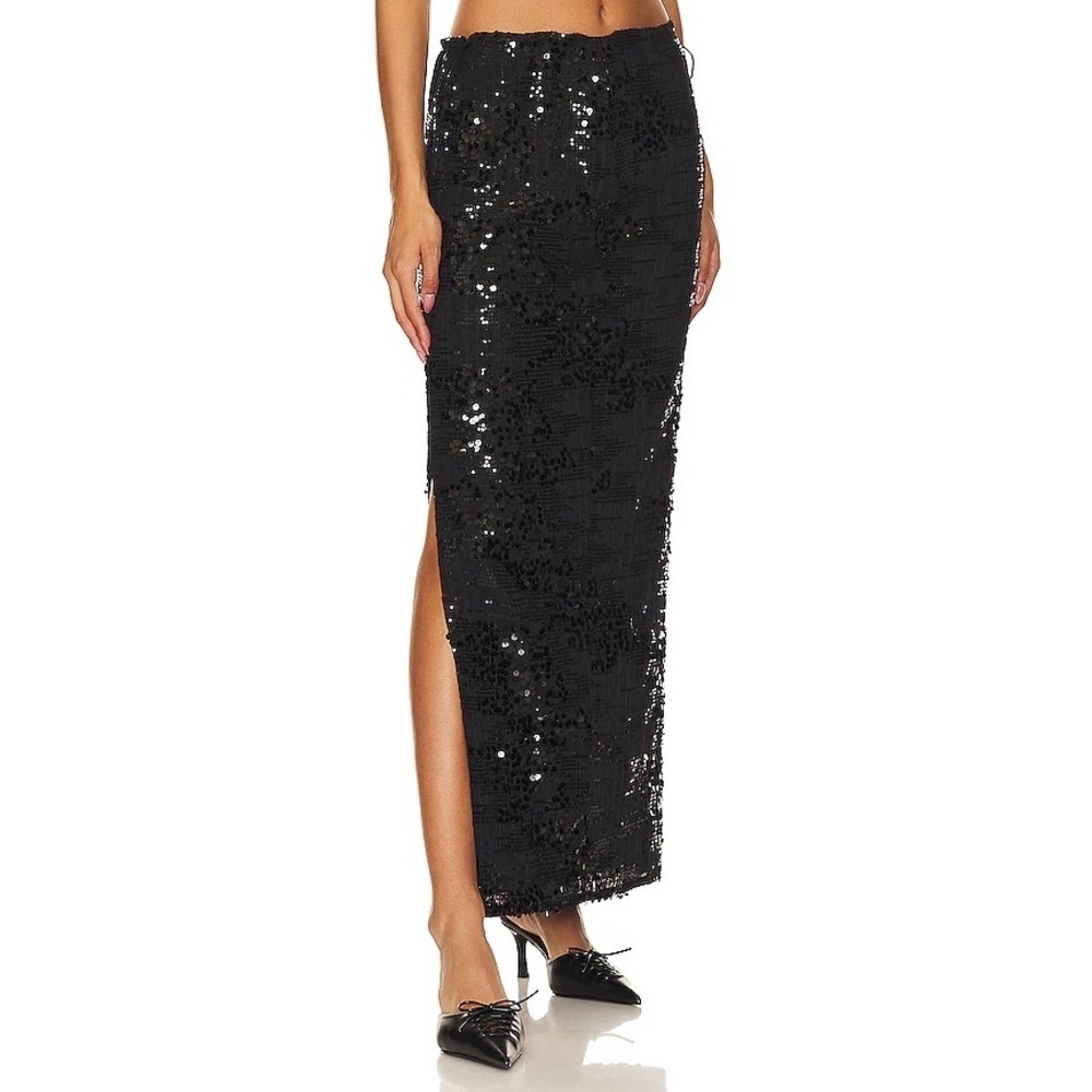 LIONESS She's All That Maxi Skirt in Onyx Size L